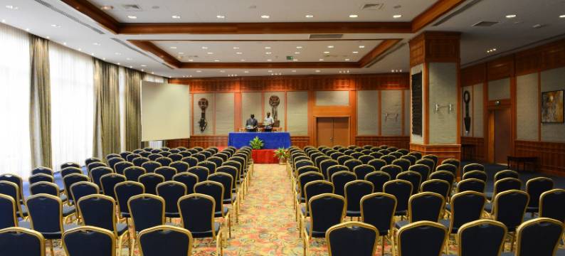 兰卡斯特瓦家2000(Lancaster Ouaga 2000)图片