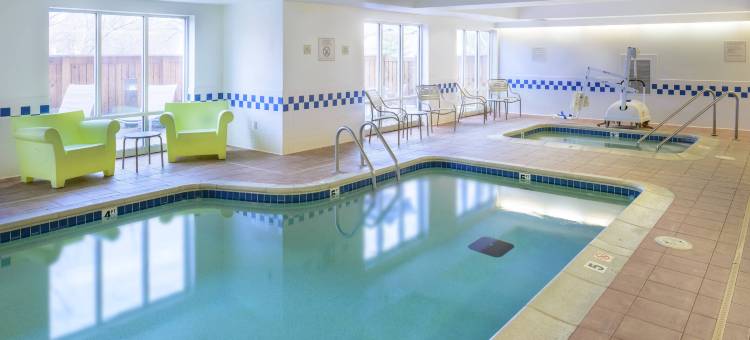 圣路易斯切斯特菲尔德万枫酒店(Fairfield Inn & Suites St. Louis Chesterfield)图片