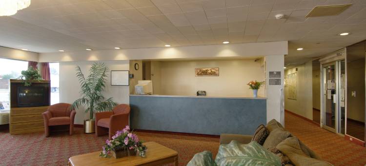 Travelodge by Wyndham Cleveland Airport图片