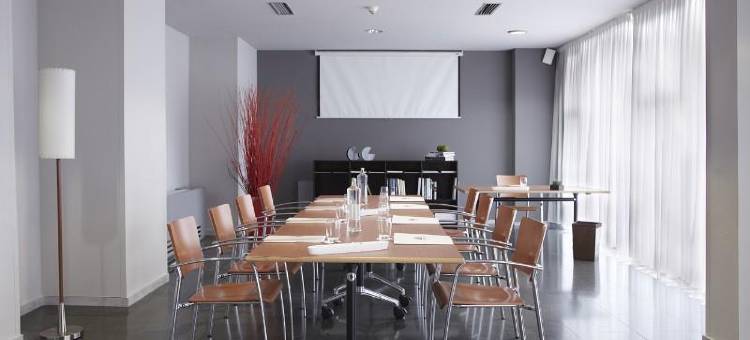 巴萨罗那雅典娜公寓酒店(Aparthotel Atenea Barcelona)图片