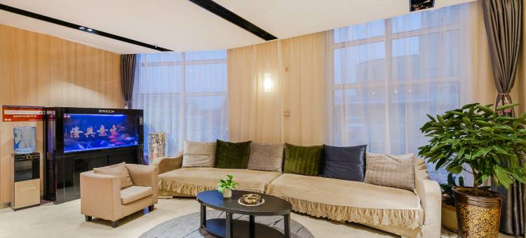 如家睿柏·云酒店(哈尔滨冰雪大世界凯利广场万达店)图片