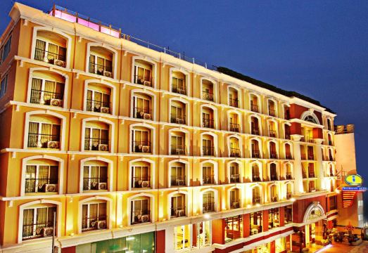 Intimate Hotel PattayaOver view