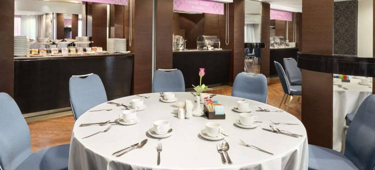 叶卡捷琳堡华美达酒店(Ramada Ekaterinburg Hotel)图片