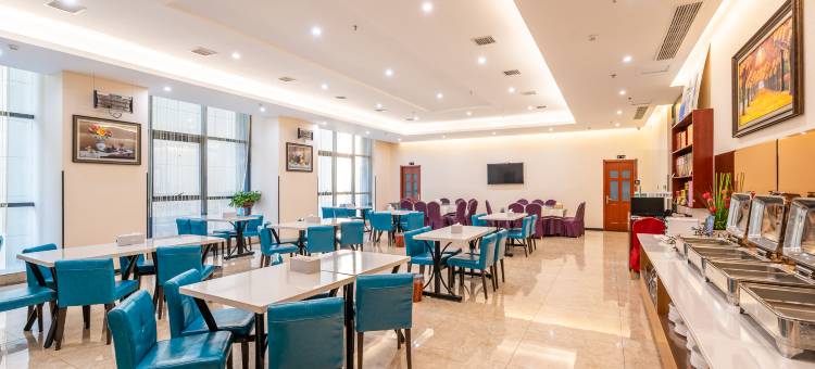 清丰华悦国际酒店(亿洲城市广场小冶家超市店)图片