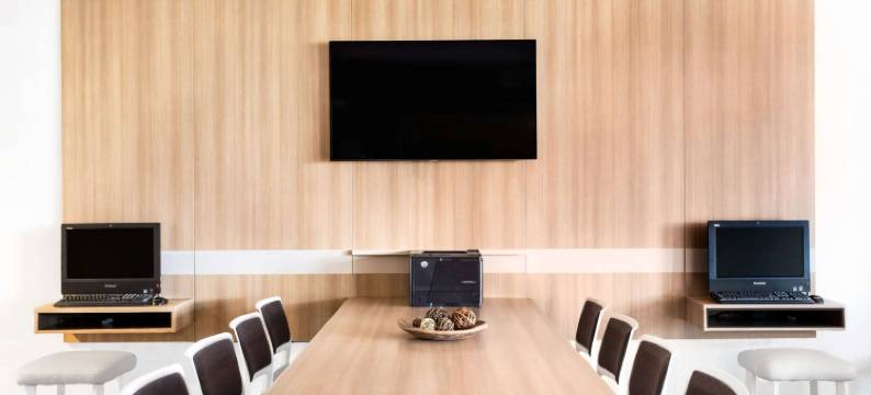 那不勒斯弗纳尔麦客达套房酒店(Microtel by Wyndham Vernal / Naples)图片