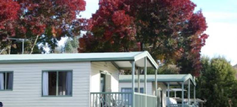 比奇沃斯桑贝尔湖大篷车假日公园(Beechworth Lake Sambell Caravan Park)图片