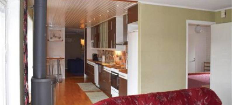 图鲁普四卧室度假屋(Four-Bedroom Holiday Home in Torup)图片