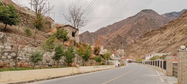 丹巴美人谷大酒店图片