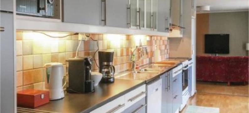 图鲁普四卧室度假屋(Four-Bedroom Holiday Home in Torup)图片