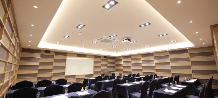 金河酒店(Gold River Hotel)图片