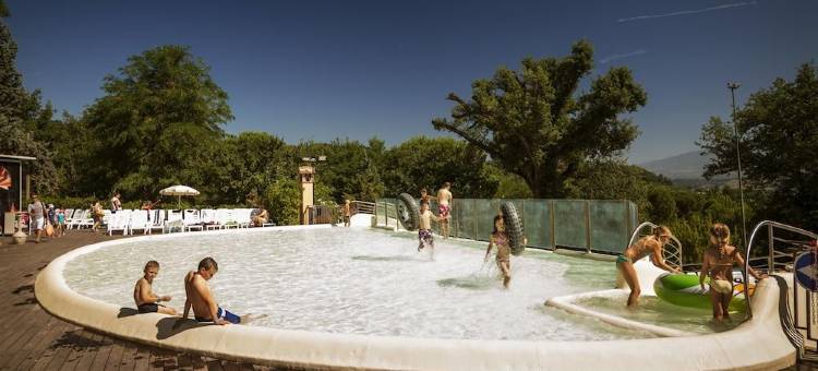 诺切尼吉拉索雷村酒店(hu Norcenni Girasole Village)图片