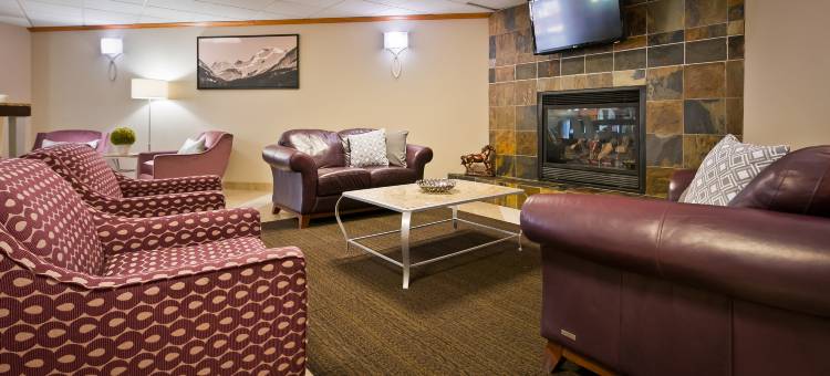 兰特大草原城套房贝斯特韦斯特酒店(Best Western Grande Prairie Hotel  Suites)图片