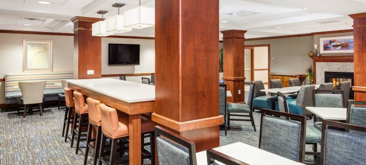 智选假日套房酒店凯帆轩南，锡布鲁克(Holiday Inn Express & Suites Hampton South-Seabrook)图片