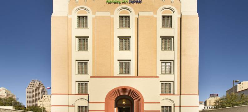 圣安东尼奥河滨步道北智选假日酒店(Holiday Inn Express SAN ANTONIO N-RIVERWALK AREA by IHG)图片