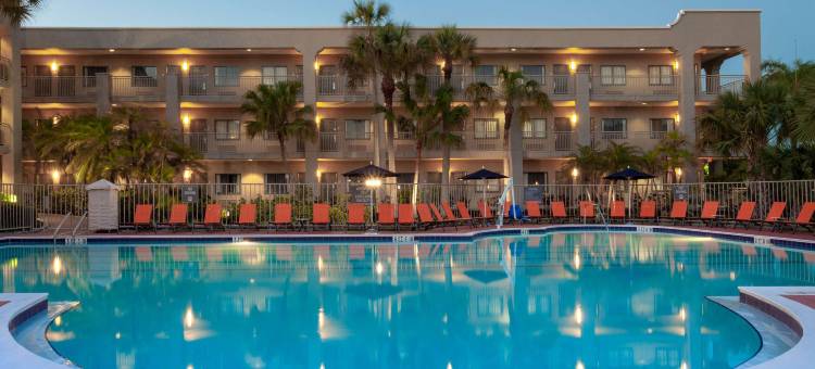迈尔斯堡萨尼贝尔盖特威拉昆塔温德姆套房酒店(La Quinta Inn & Suites by Wyndham Ft. Myers-Sanibel Gateway)图片