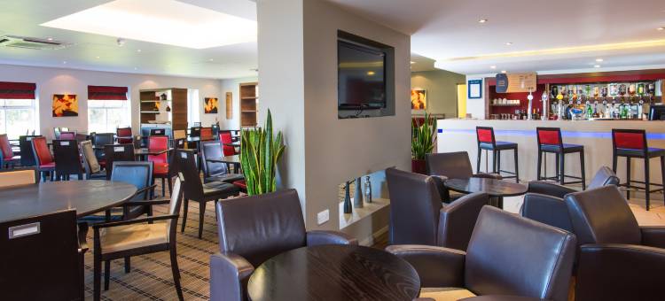 Holiday Inn Express 沃维克M40，JCT.15(Holiday Inn Express Warwick - Stratford-Upon-Avon)图片