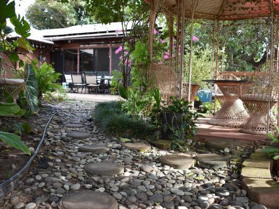 Nona Lani Cottages Hotel Reviews And Room Rates