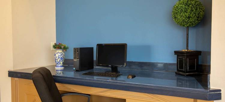 道格拉斯维尔亚特兰大呗盟套房酒店(Baymont by Wyndham Douglasville Atlanta)图片