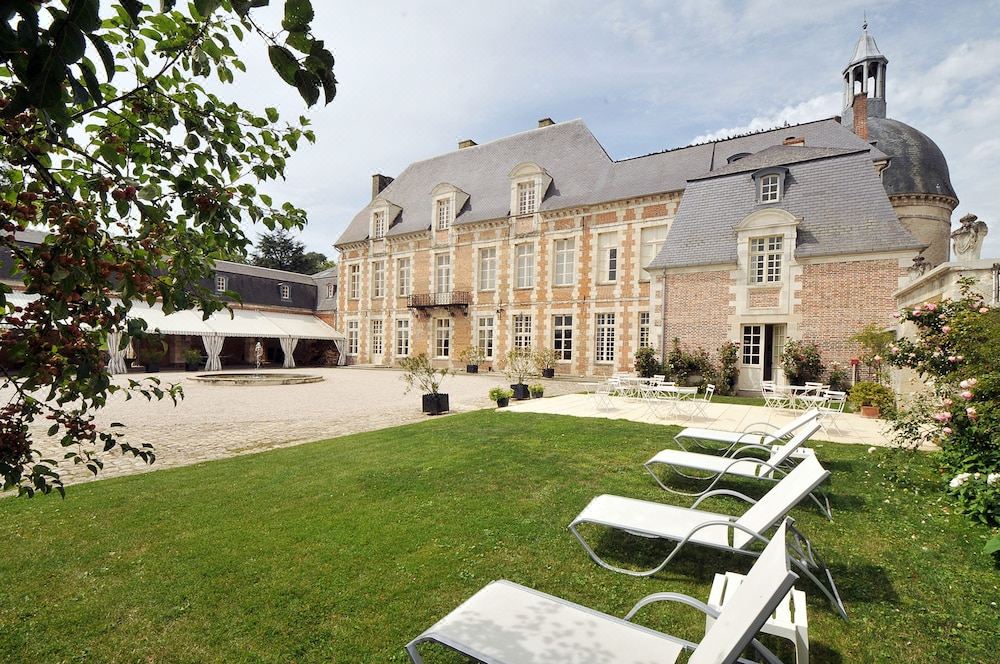 Le Château Detoges Les Collectionneurs Hotel Reviews And - 
