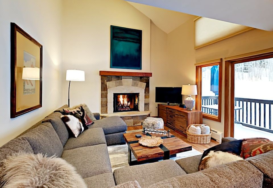 Meadow Unit 909 - 3 Br Condo Hotel Overview