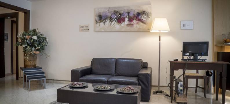 拿坡里套房住宅酒店(Suites & Residence Hotel)图片