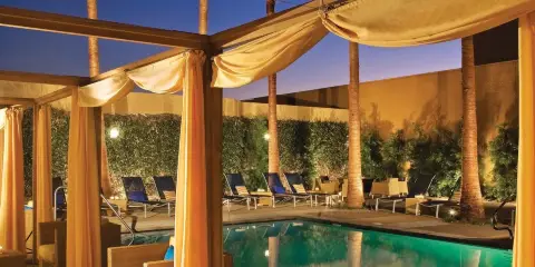 洛杉磯伯班克機場萬豪酒店