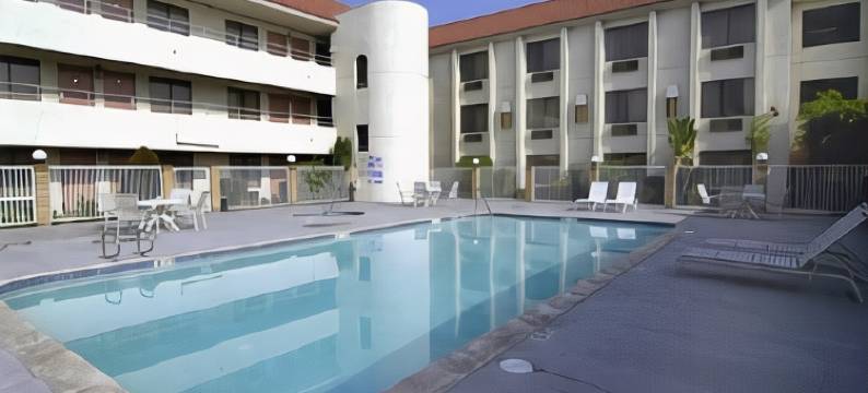 诺沃克贝斯特韦斯特酒店(Best Western Norwalk Inn)图片