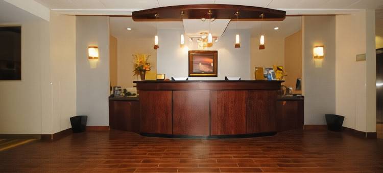 贝斯特韦斯特优质卡马斯港沃舒格尔会议中心(Best Western Plus Port of Camas-Washougal Convention Center)图片