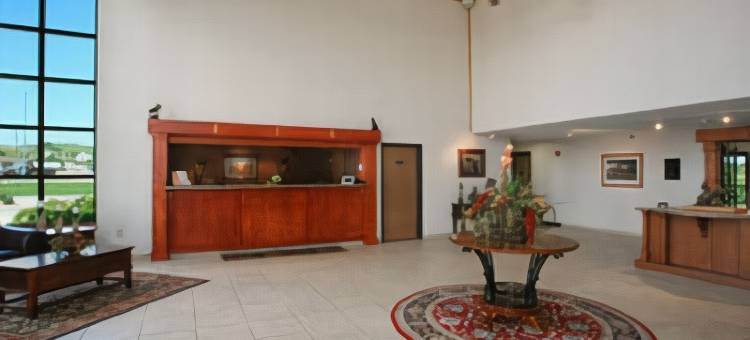 奥科马温德姆豪生套房酒店(Howard Johnson by Wyndham Oacoma Hotel & Suites)图片