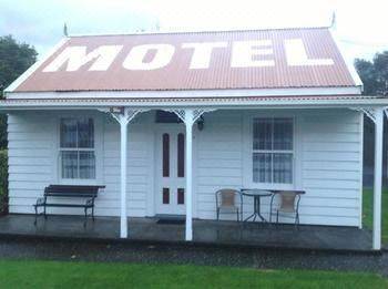 Coromandel Cottages Hotel Reviews And Room Rates