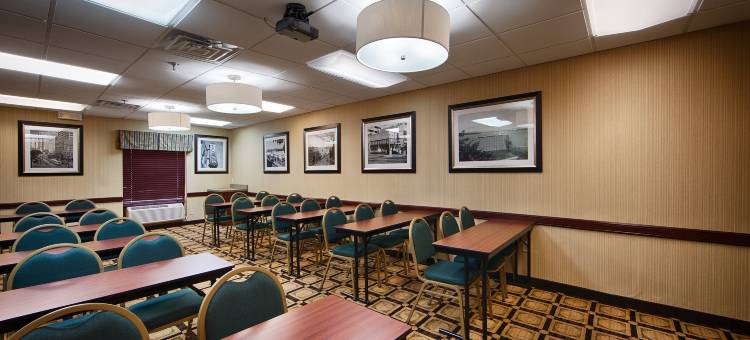 贝斯特韦斯特优质商业街廊旅馆&套房酒店(Best Western Plus Galleria Inn  Suites)图片