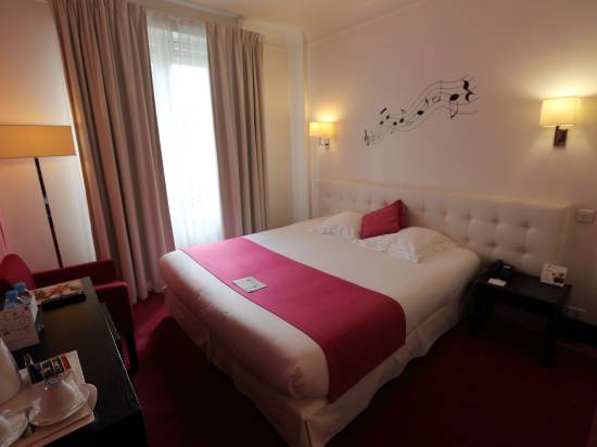 蒙馬特卡爾頓酒店