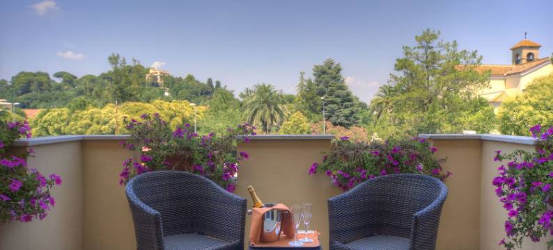 罗马波音特酒店(Roma Point Hotel)图片