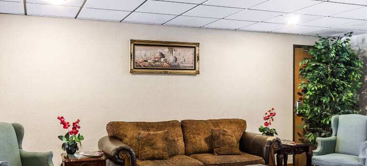 品质酒店奥扎克-斯普林菲尔德南(Quality Inn Ozark-Springfield South)图片