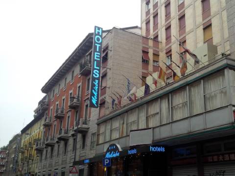 克里斯塔羅莫金巴酒店