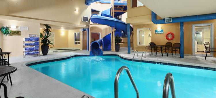 凯艺套房酒店(Quality Inn & Suites Yorkton)图片