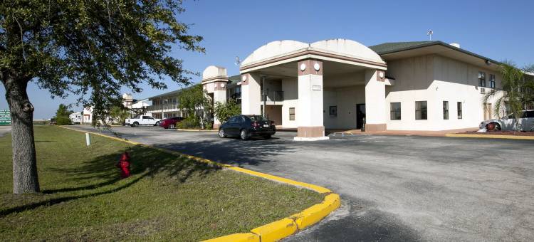 蓬塔戈尔达夏洛特港温德姆呗盟酒店(Baymont by Wyndham Punta Gorda/Port Charlotte)图片