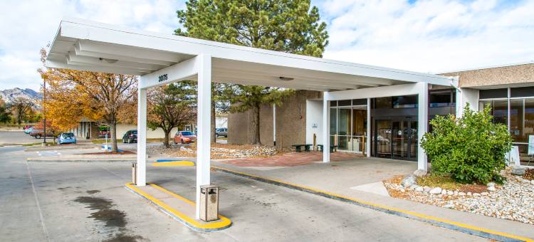 品质酒店及套房卡农城(Quality Inn & Suites Canon City)图片