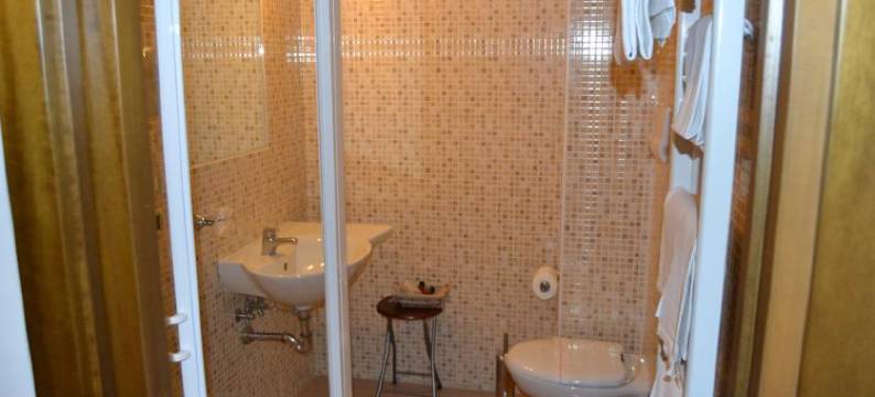 路斯酒店(Hotel LuSi)图片