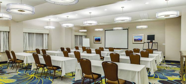 洛根拉昆塔温德姆套房酒店(La Quinta Inn & Suites by Wyndham Logan)图片