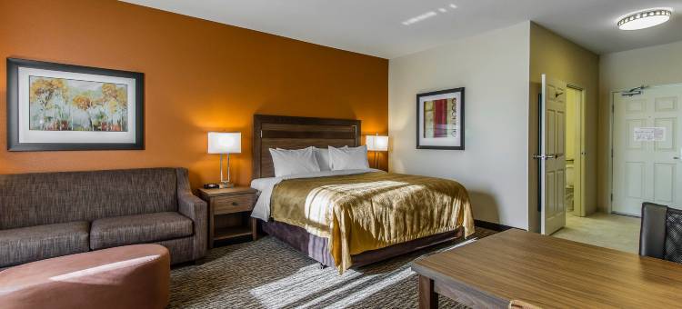 沃特福德市 - 活动中心美茵斯坦套房酒店(MainStay Suites Watford City - Event Center)图片