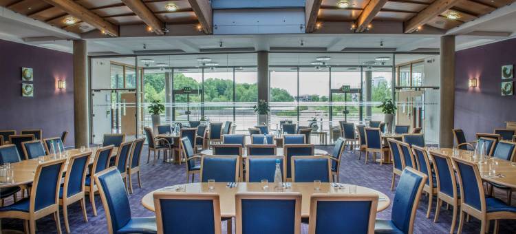 朱比利酒店及会议中心(The Jubilee Hotel)图片