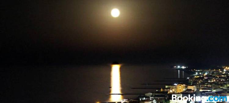 艾吉格利奥酒店(Al Giglio - Affittacamere)图片