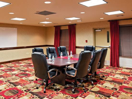 Holiday Inn Express Hotel Suites Talladega Hotel Reviews And