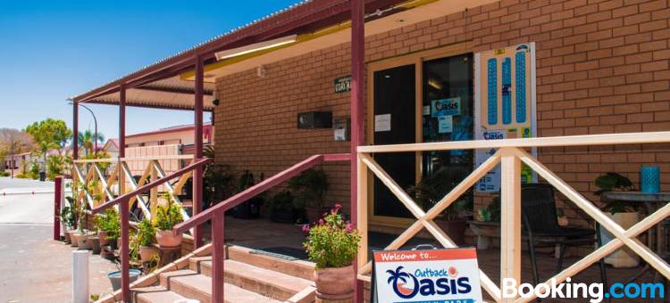 内陆绿洲旅行车公园(Outback Oasis Caravan Park)图片