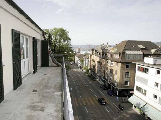 蘇黎世大學瑞士之星公寓