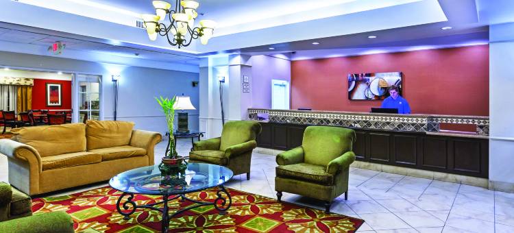 温尼拉昆塔温德姆套房酒店(La Quinta Inn & Suites by Wyndham Winnie)图片