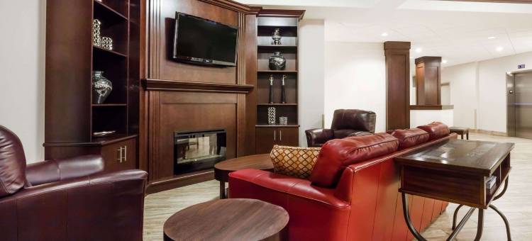 克雷斯顿华美达酒店(Ramada by Wyndham Creston)图片