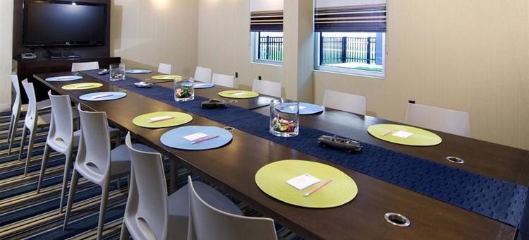 切萨皮克雅乐轩酒店(Aloft Chesapeake)图片