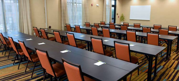 奥马哈西部万枫套房酒店(Fairfield Inn & Suites Omaha West)图片